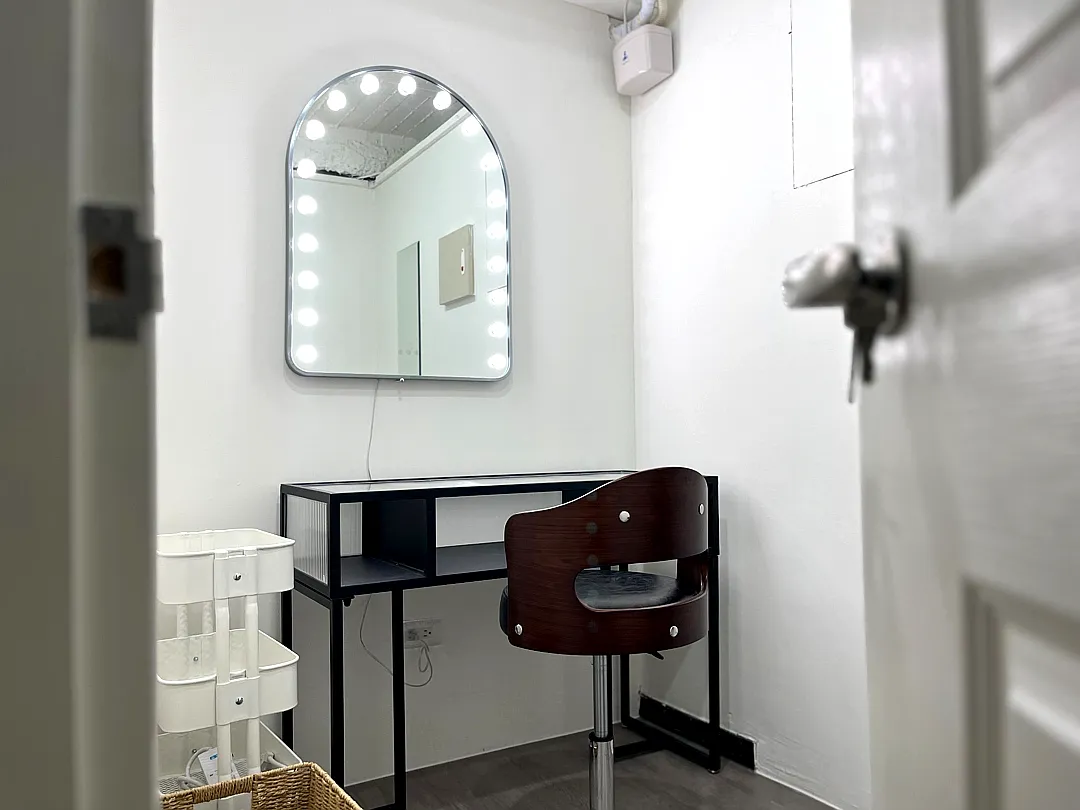 美甲彩妝空間照片